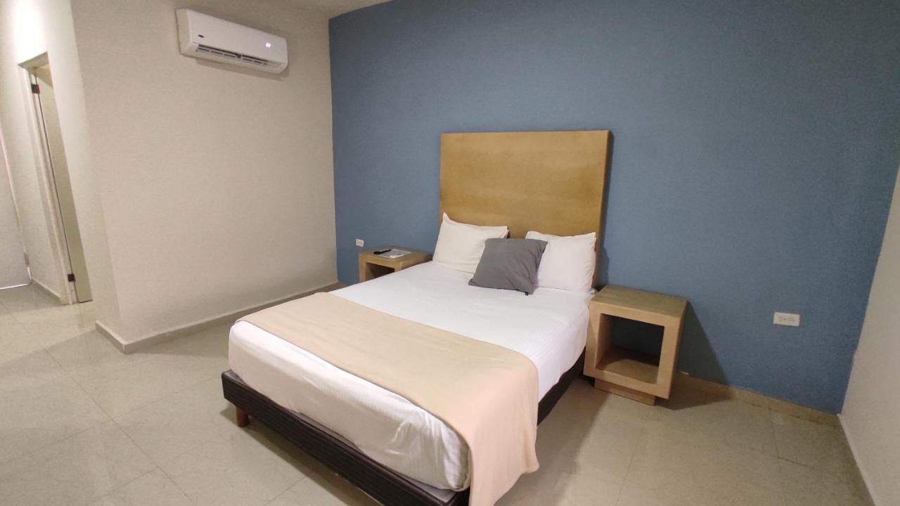 Capital Hotel มอนโกลวา ภายนอก รูปภาพ